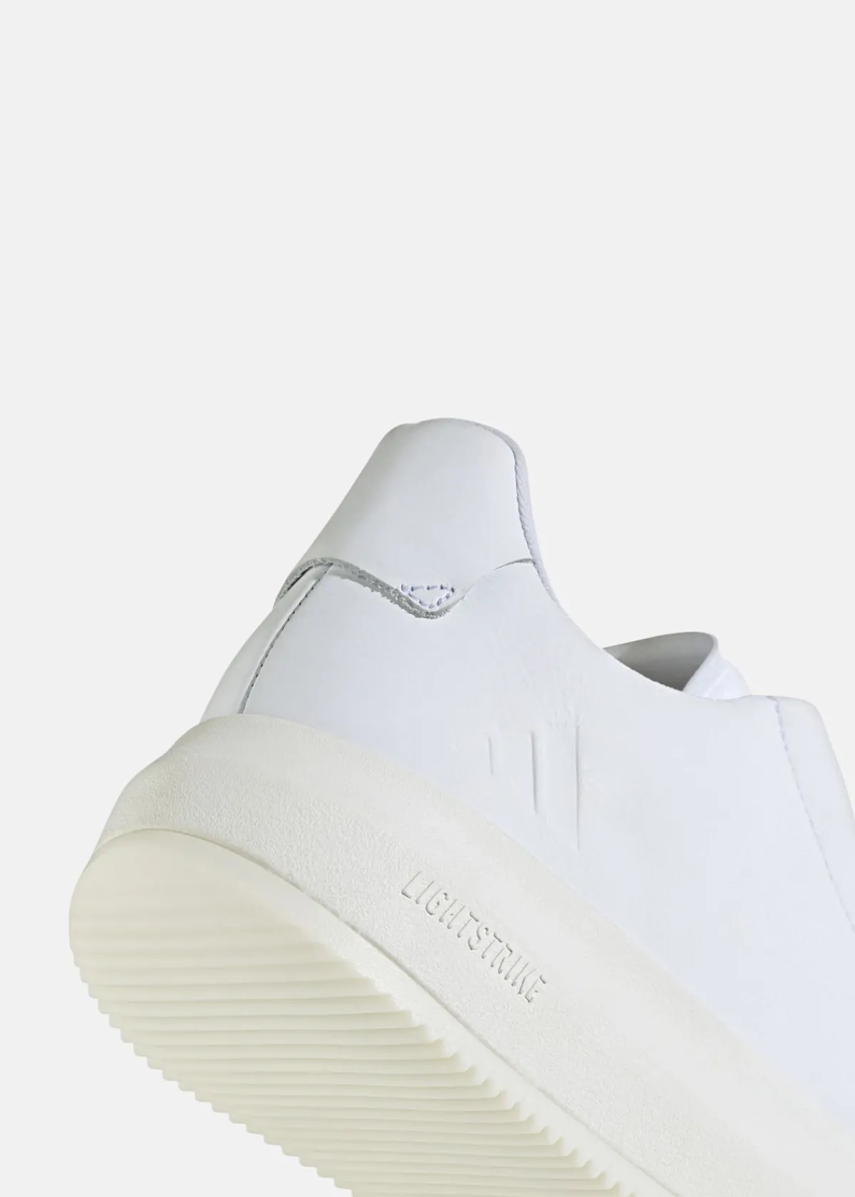Adidas ACESMASH