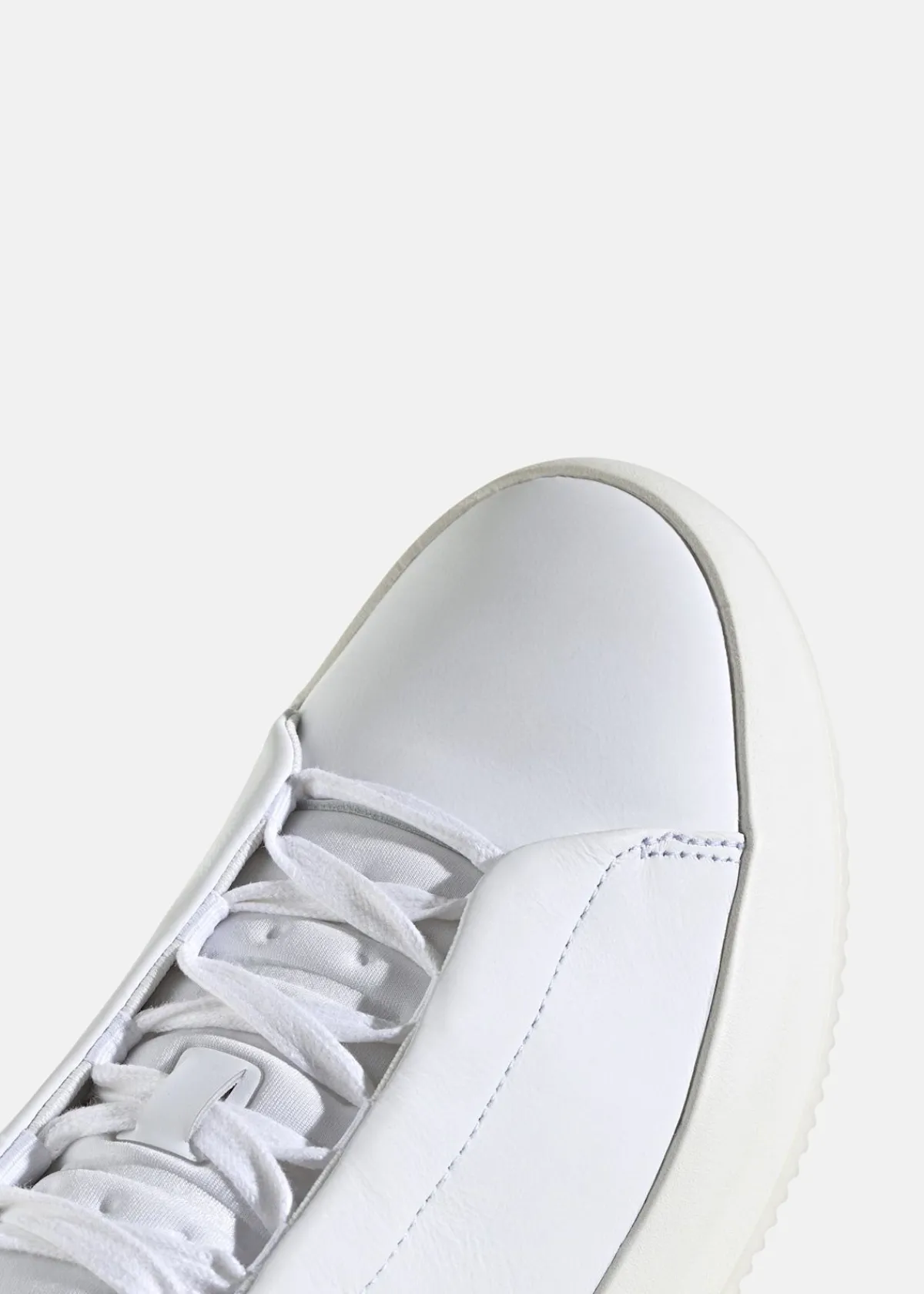 Adidas ACESMASH
