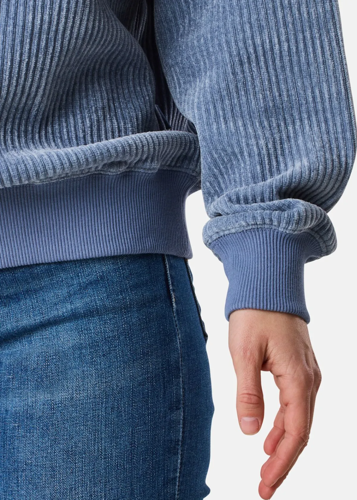 Swedemount Chenille Lounge Crew Neck W