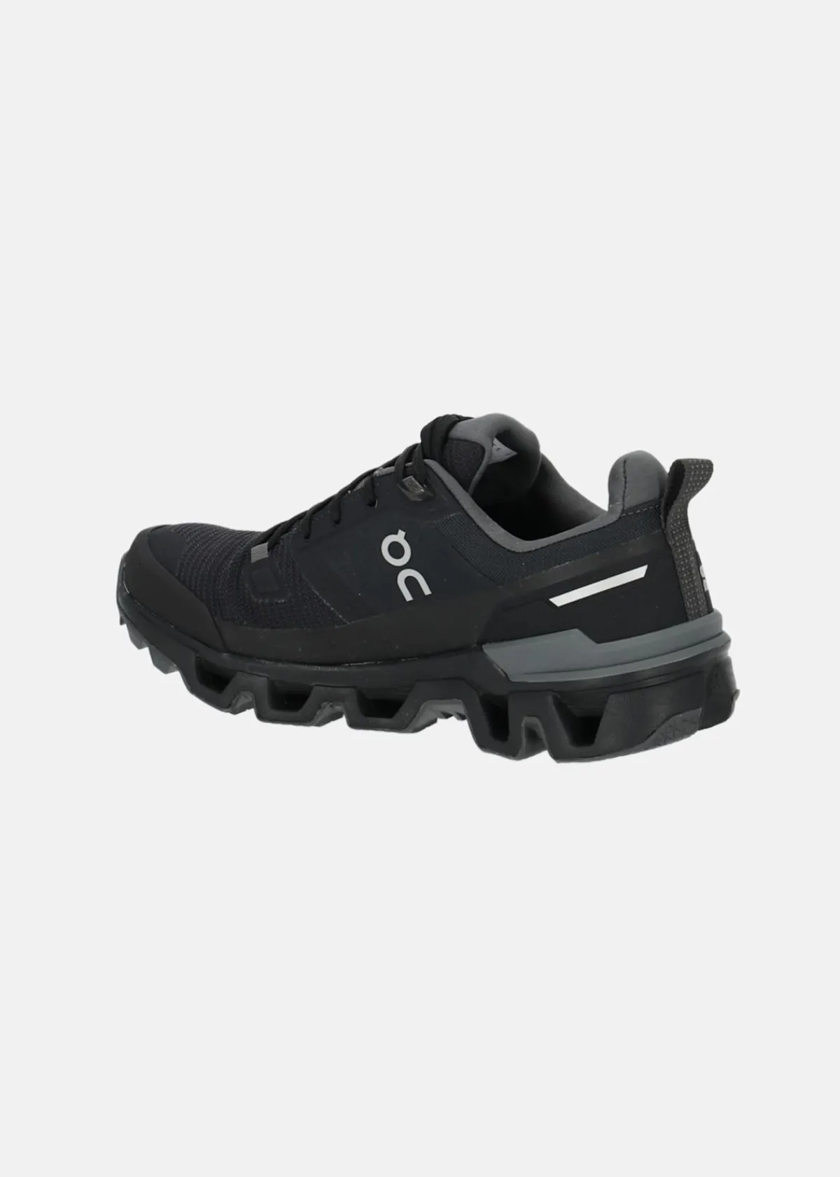 On Running Cloudwander Waterproof