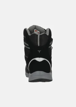 Barn Treksta Cobra X GTX