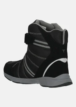 Barn Treksta Cobra X GTX