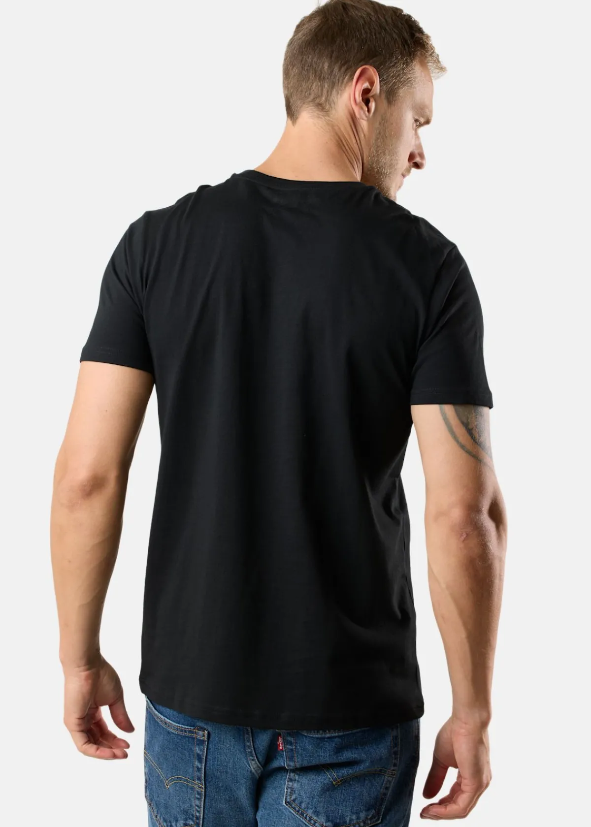 Saint Vincent Dallas Tee