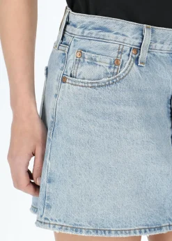 LEVI'S® ICON SKIRT FRONT AND CENTER