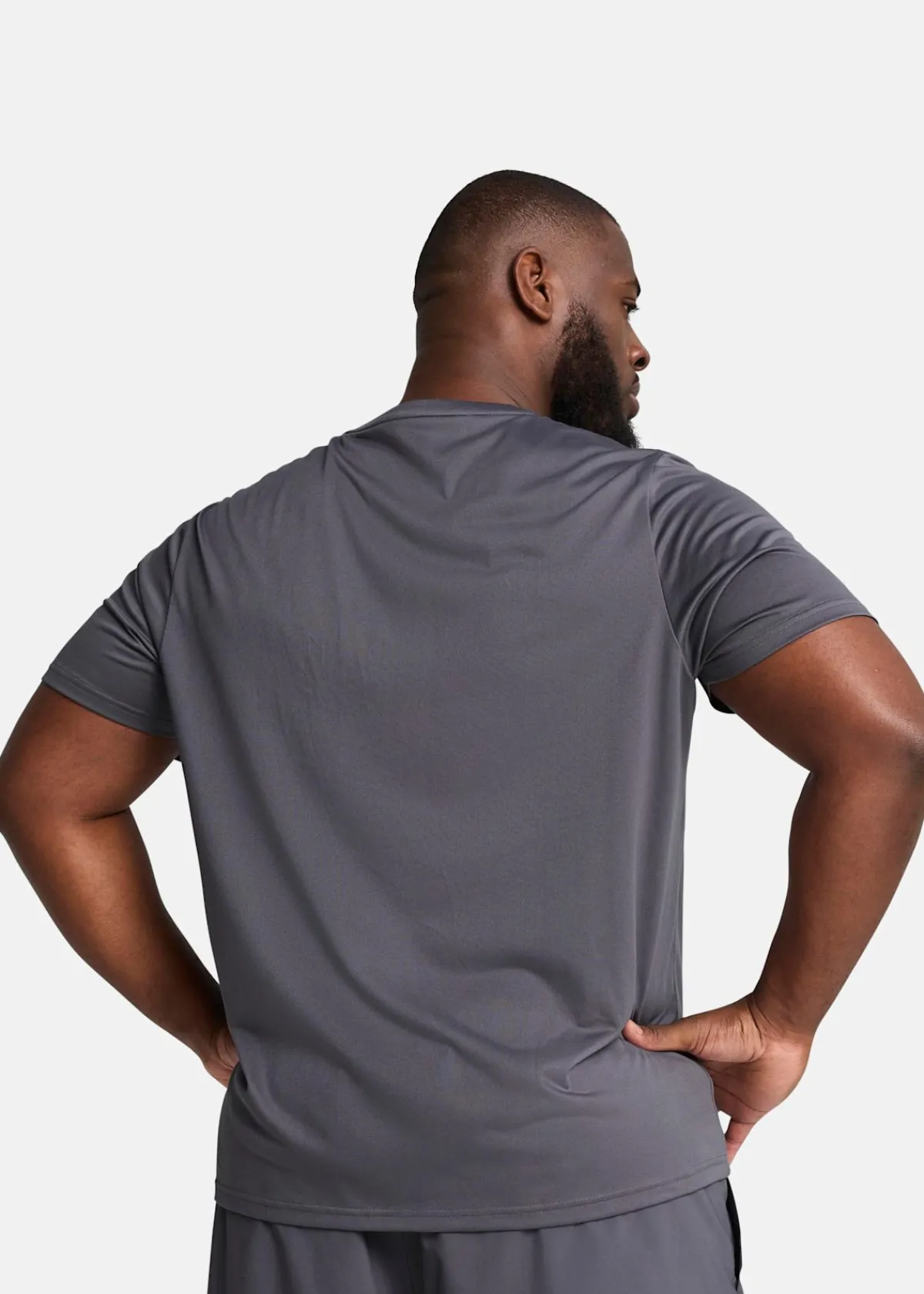 Puma M TAD ESSENTIALS SOLID CAT TEE