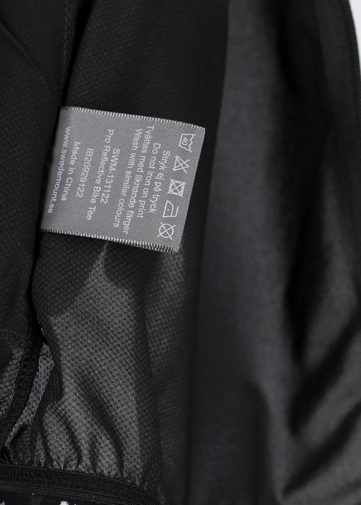 Swedemount Pro Reflective Bike Tee